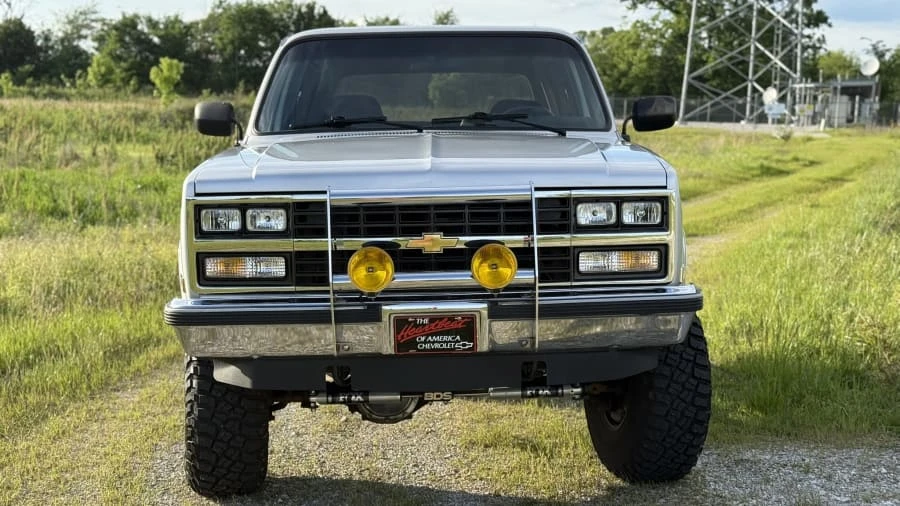 1990 Chevrolet K5 Blazer 2nd Gen - Image 4 of 31