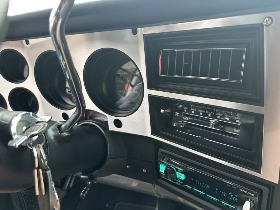 1990 Chevrolet K5 Blazer 2nd Gen - Image 28 of 31