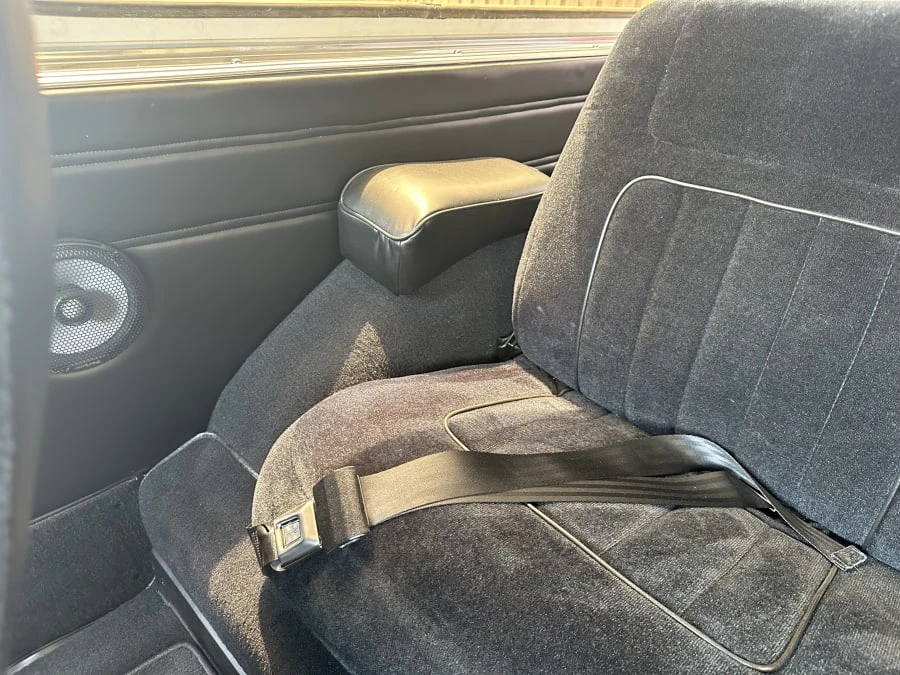 1990 Chevrolet K5 Blazer 2nd Gen - Image 26 of 31