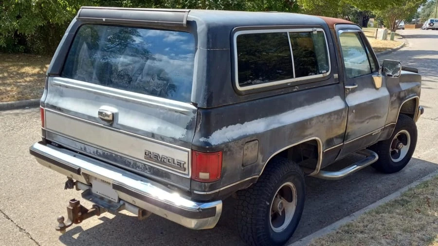 1990 Chevrolet K5 Blazer 2nd Gen - Image 3 of 28