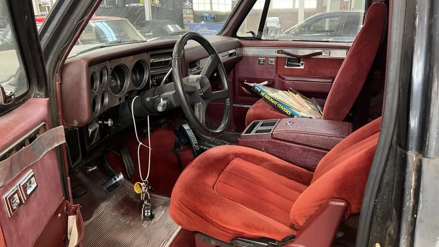 1990 Chevrolet K5 Blazer 2nd Gen - Image 3 of 4