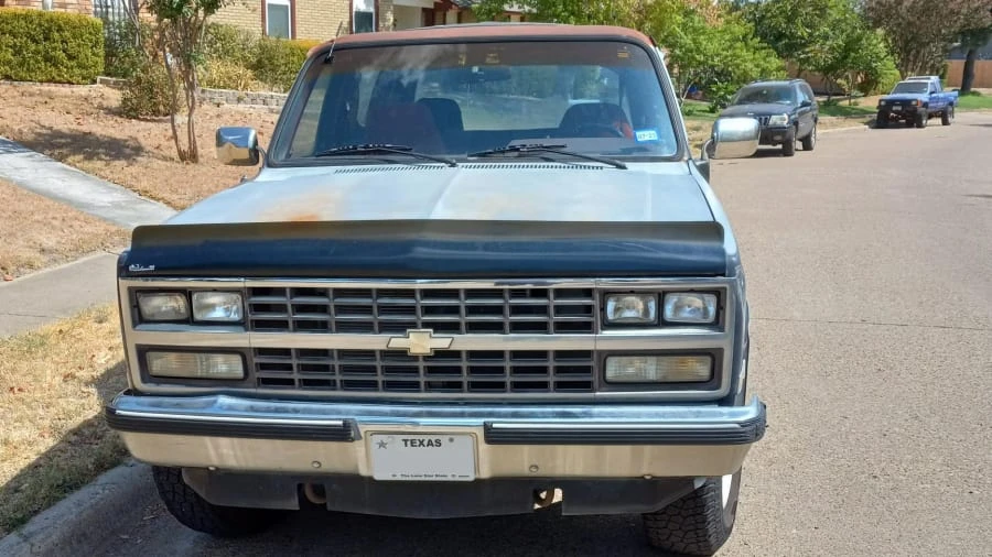1990 Chevrolet K5 Blazer 2nd Gen - Image 4 of 28