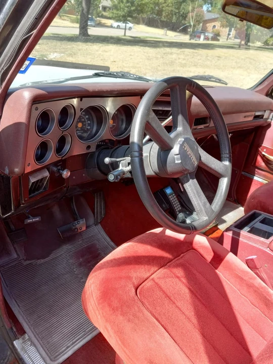 1990 Chevrolet K5 Blazer 2nd Gen - Image 12 of 28