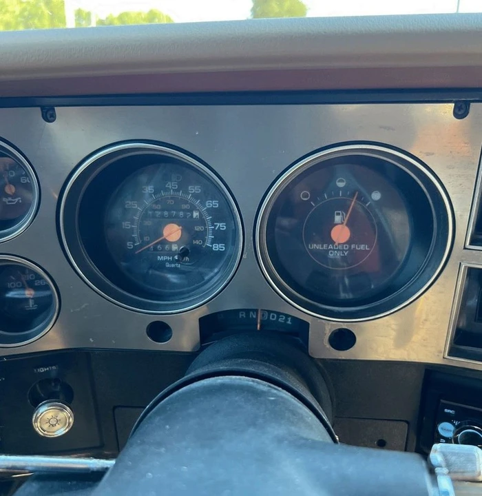 1990 Chevrolet K5 Blazer 2nd Gen - Image 6 of 12