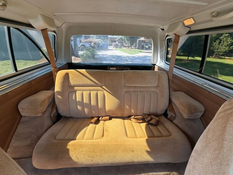 1990 Chevrolet K5 Blazer 2nd Gen - Image 9 of 12