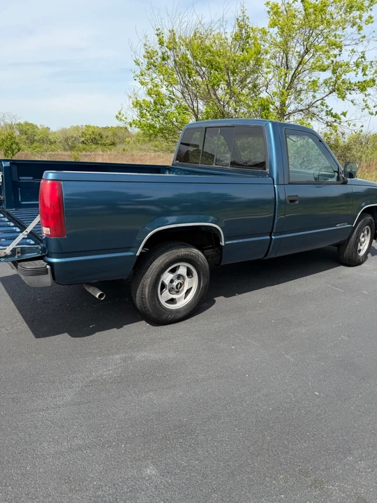1990 Chevrolet C/K 4th Gen - Image 8 of 21