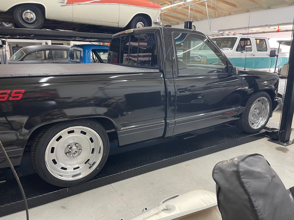 1990 Chevrolet C/K 4th Gen - Image 11 of 21