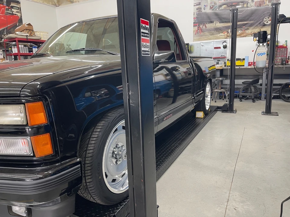 1990 Chevrolet C/K 4th Gen - Image 6 of 21