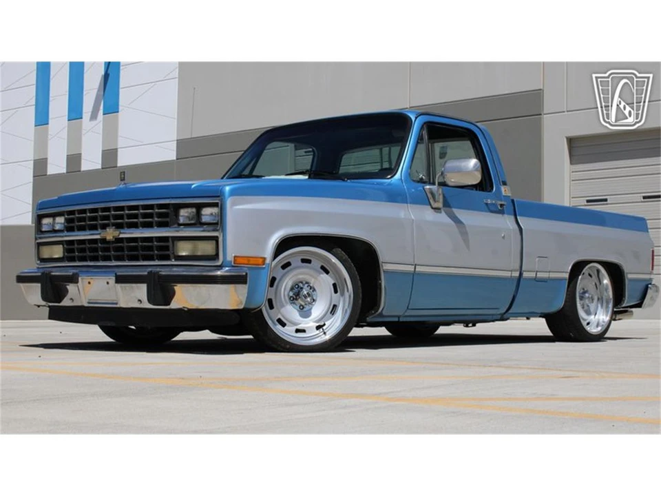 1990 Chevrolet C/K 4th Gen - Image 2 of 31