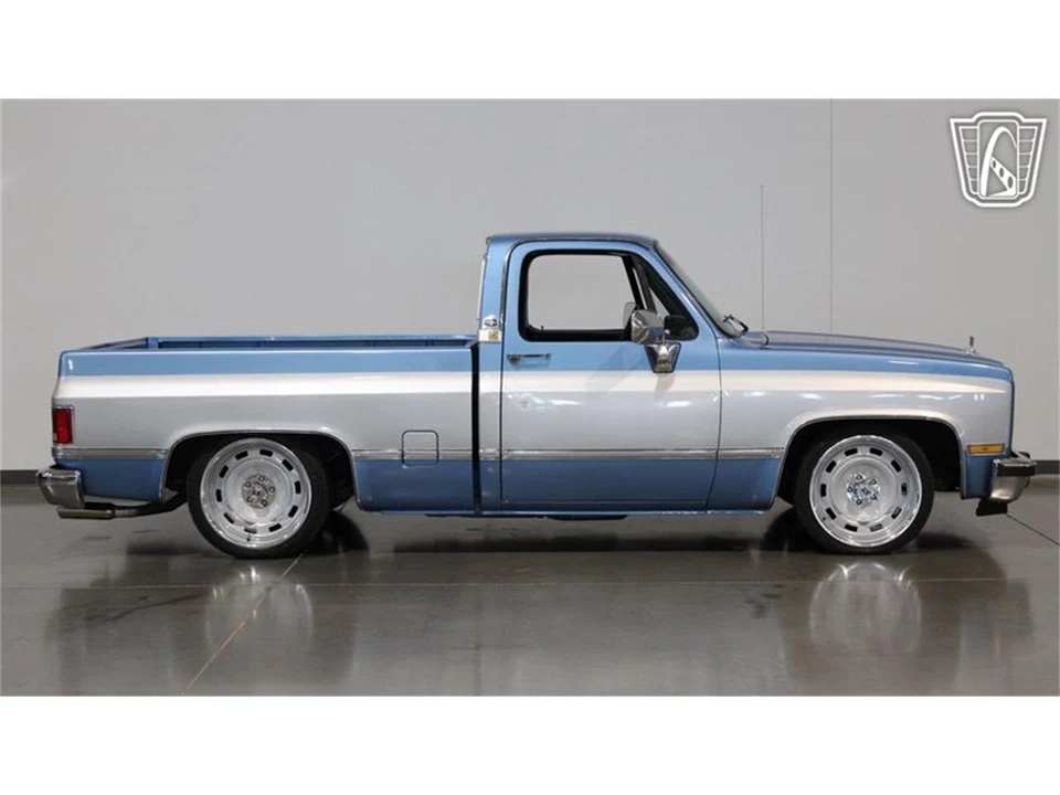 1990 Chevrolet C/K 4th Gen - Image 15 of 31
