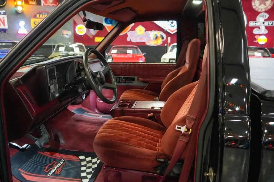 1990 Chevrolet 454 SS - Image 10 of 20