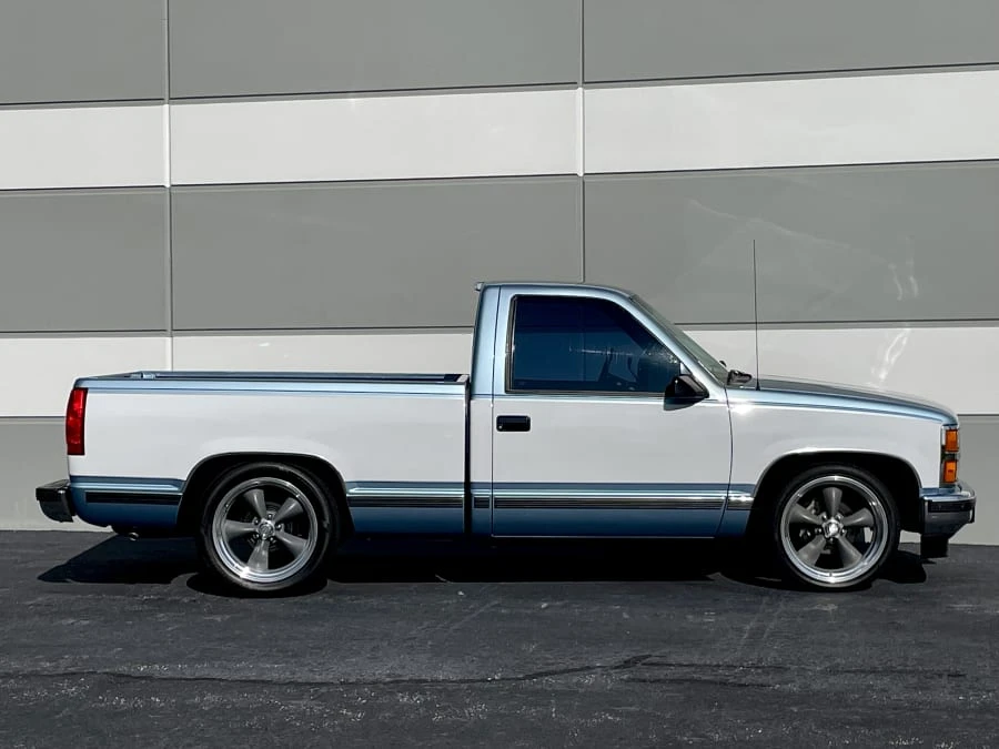 1990 Chevrolet C/K 4th Gen - Image 12 of 30
