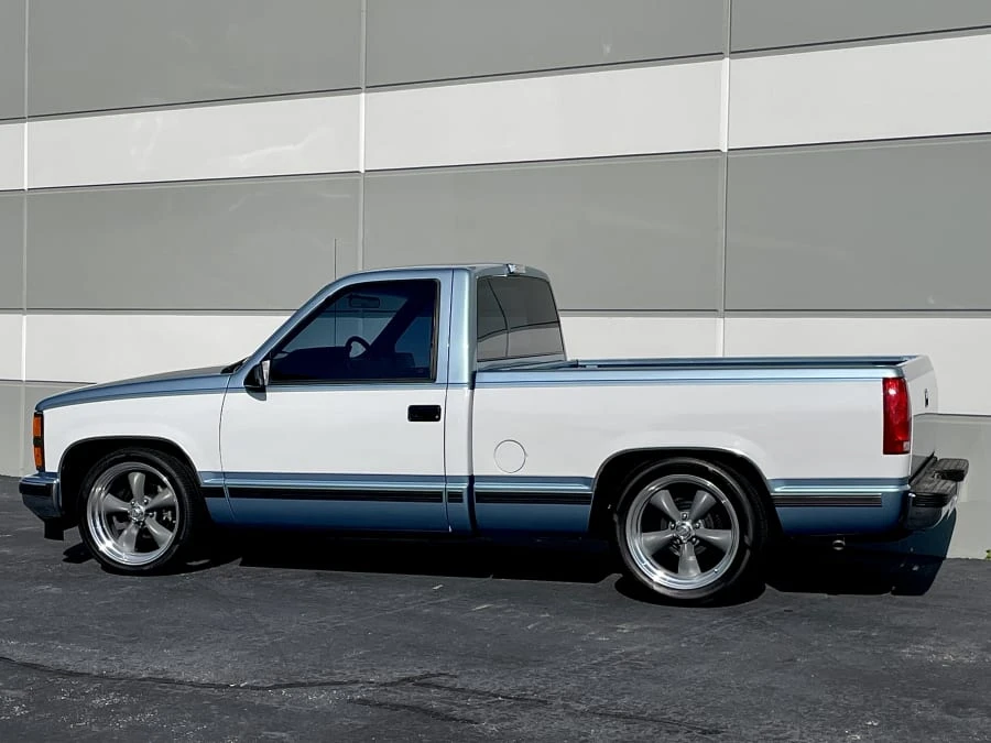 1990 Chevrolet C/K 4th Gen - Image 2 of 30