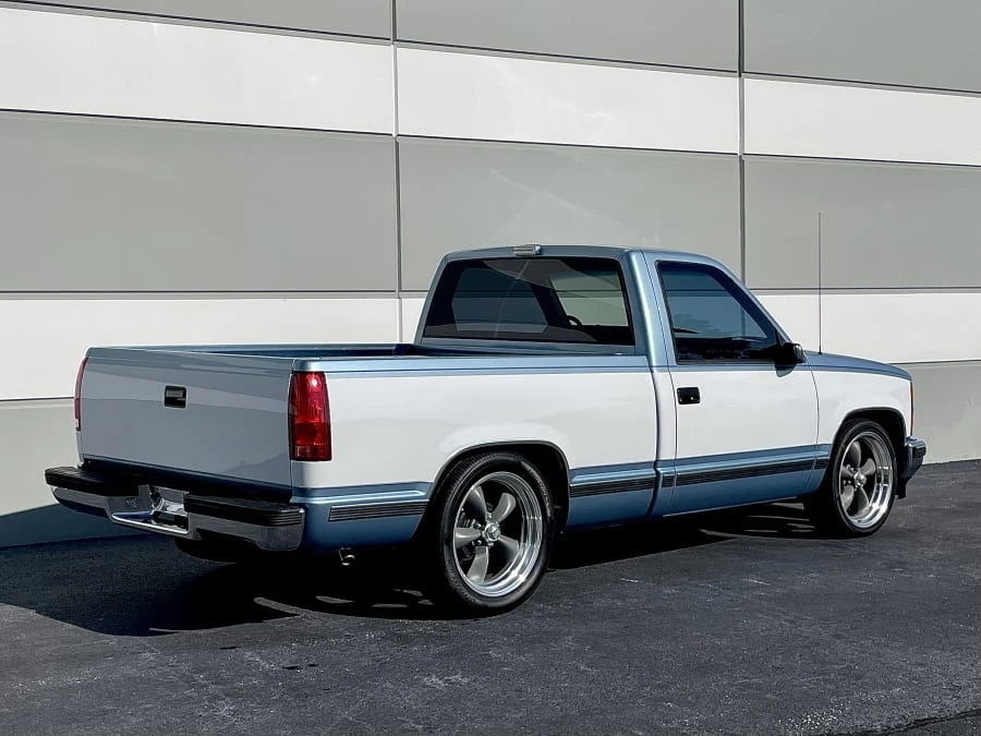 1990 Chevrolet C/K 4th Gen - Image 24 of 30