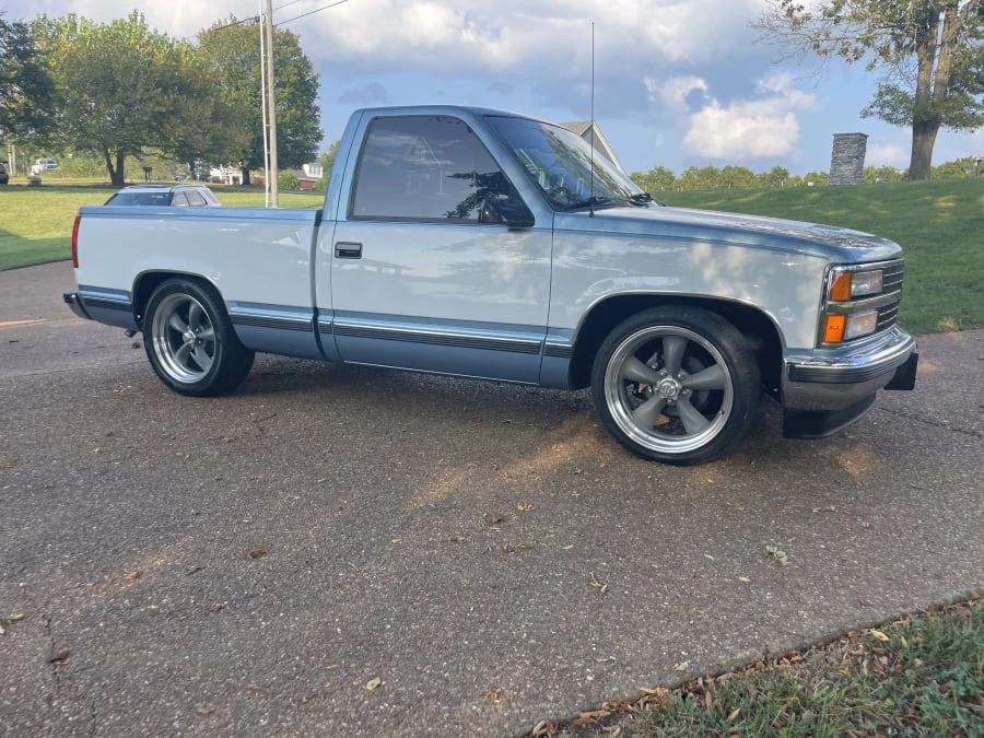 1990 Chevrolet C/K 4th Gen - Image 11 of 30