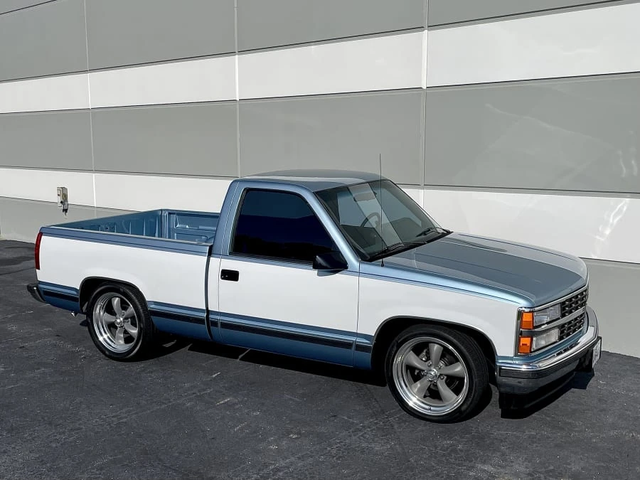 1990 Chevrolet C/K 4th Gen - Image 20 of 30