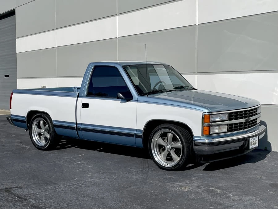 1990 Chevrolet C/K 4th Gen - Image 18 of 30