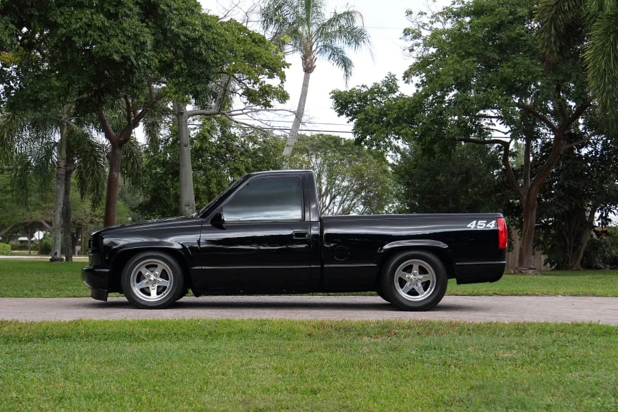 1990 Chevrolet C/K 4th Gen - Image 2 of 30