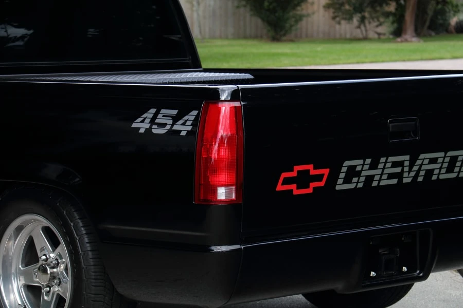 1990 Chevrolet C/K 4th Gen - Image 11 of 30