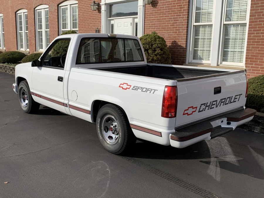 1990 Chevrolet C/K 4th Gen - Image 3 of 8
