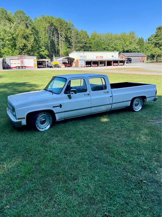 1990 Chevrolet C/K 3rd Gen - Image 2 of 19