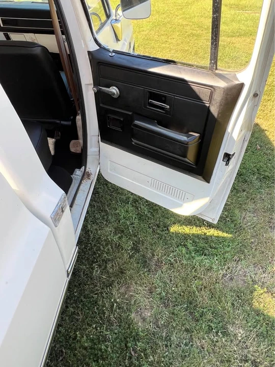 1990 Chevrolet C/K 3rd Gen - Image 15 of 19