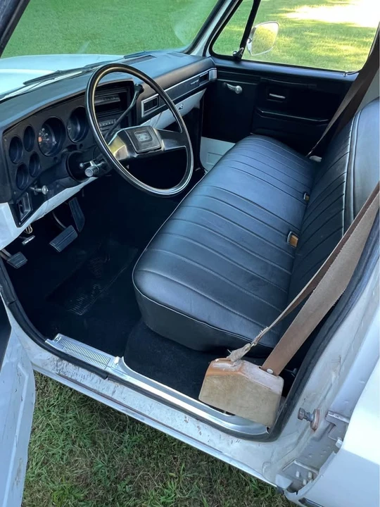 1990 Chevrolet C/K 3rd Gen - Image 18 of 19