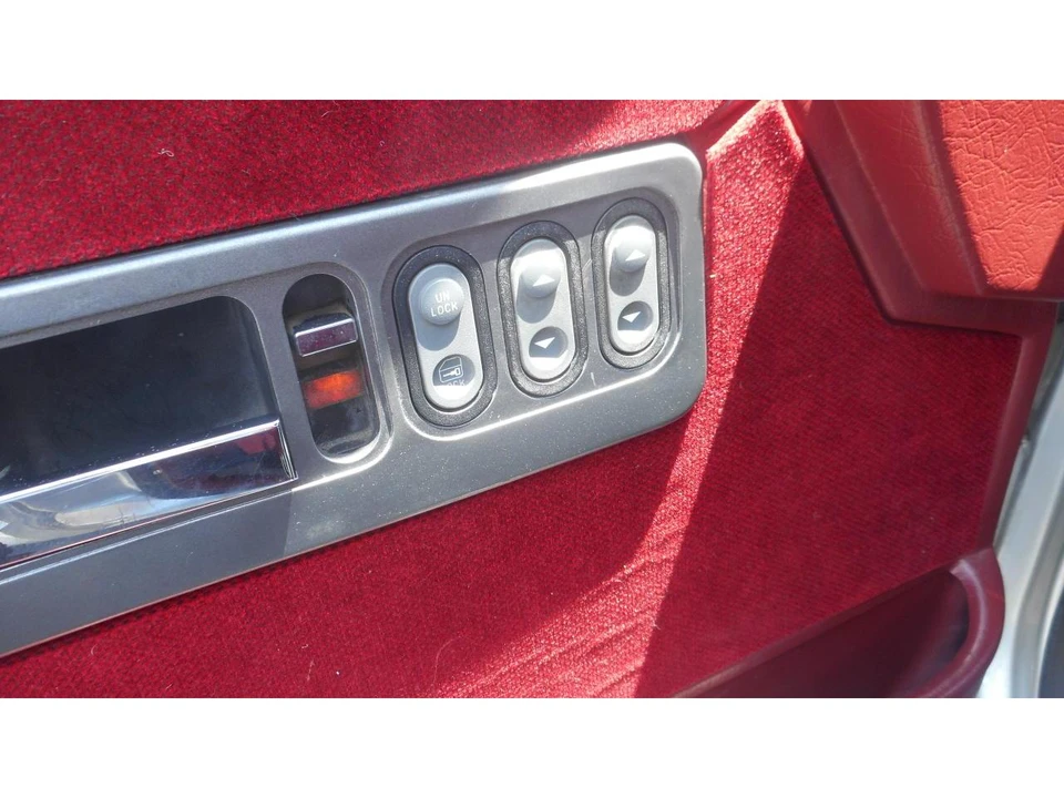 1990 Chevrolet C/K 4th Gen - Image 12 of 15