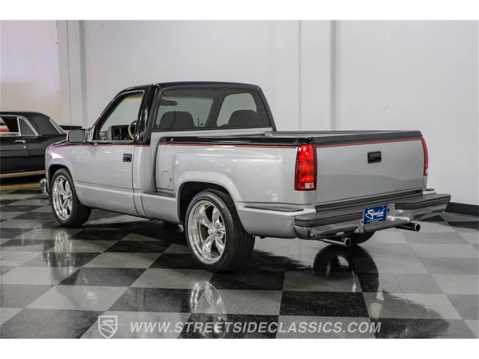 1990 Chevrolet C/K 4th Gen - Image 9 of 31