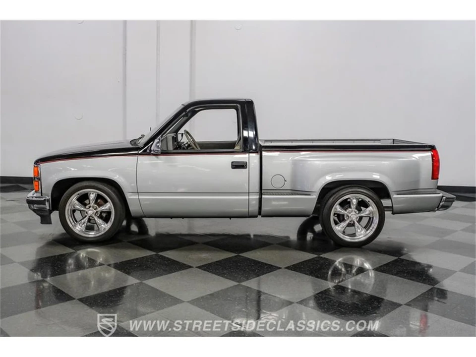 1990 Chevrolet C/K 4th Gen - Image 2 of 31