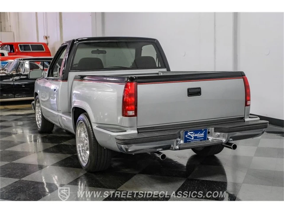 1990 Chevrolet C/K 4th Gen - Image 10 of 31