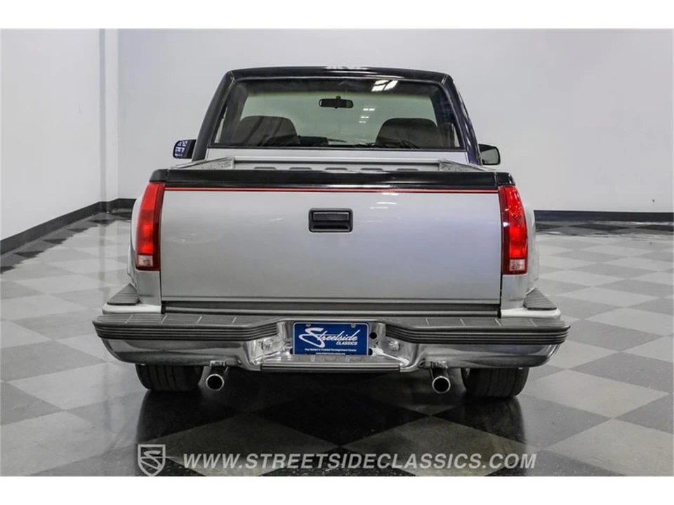1990 Chevrolet C/K 4th Gen - Image 11 of 31