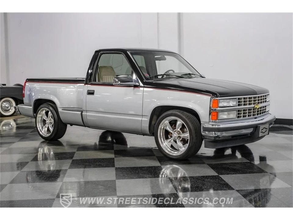 1990 Chevrolet C/K 4th Gen - Image 15 of 31