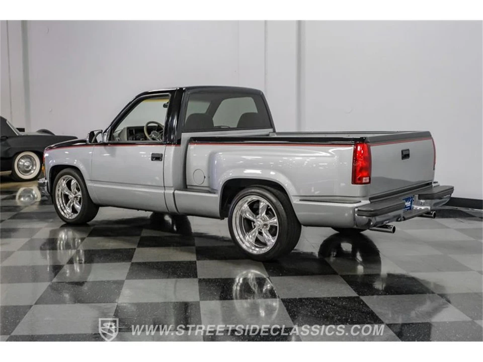 1990 Chevrolet C/K 4th Gen - Image 8 of 31