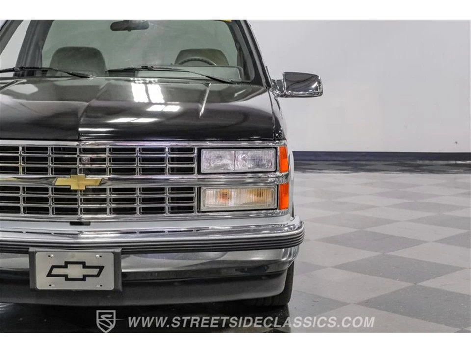 1990 Chevrolet C/K 4th Gen - Image 20 of 31