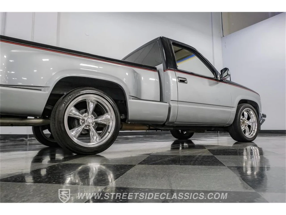 1990 Chevrolet C/K 4th Gen - Image 28 of 31