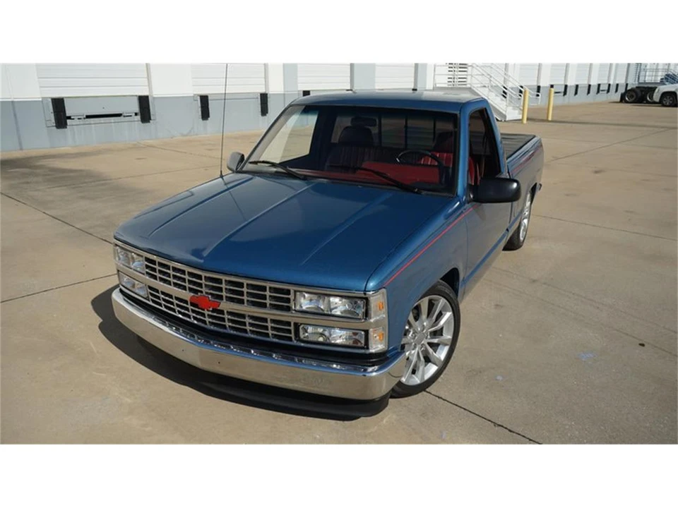 1990 Chevrolet C/K 4th Gen - Image 2 of 31