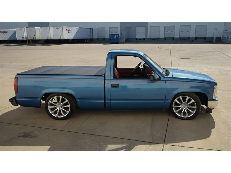 1990 Chevrolet C/K 4th Gen - Image 17 of 31
