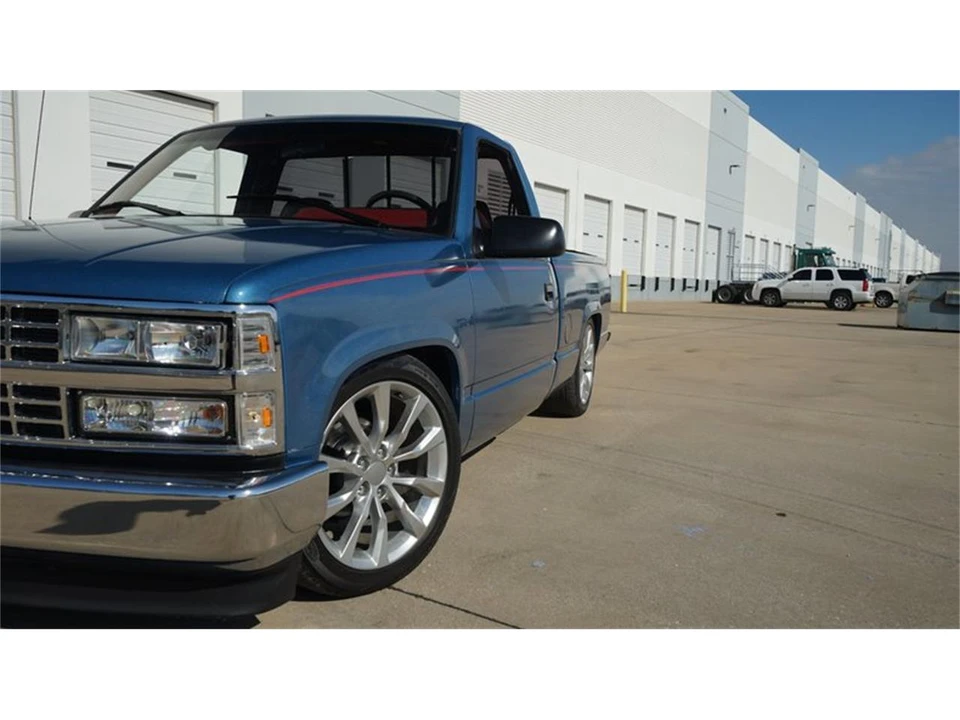 1990 Chevrolet C/K 4th Gen - Image 27 of 31