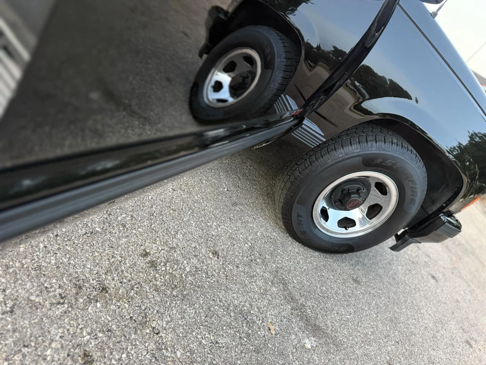 1990 Chevrolet C/K 4th Gen - Image 29 of 31