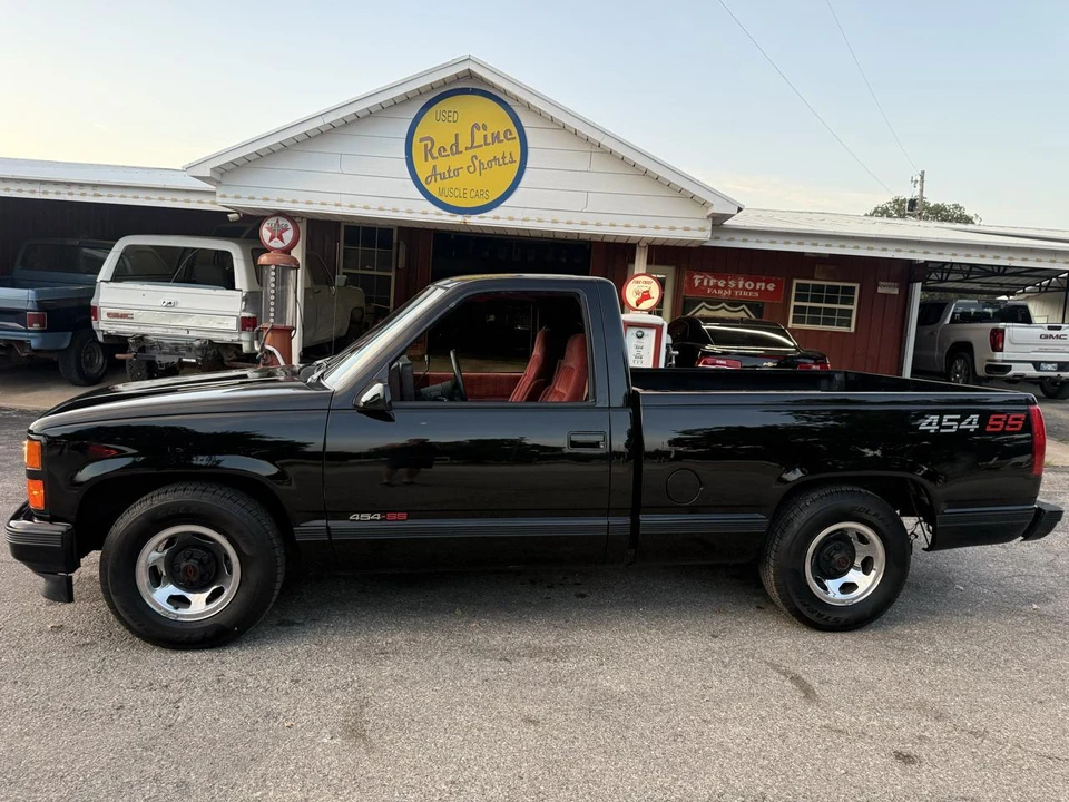 1990 Chevrolet C/K 4th Gen - Image 3 of 31