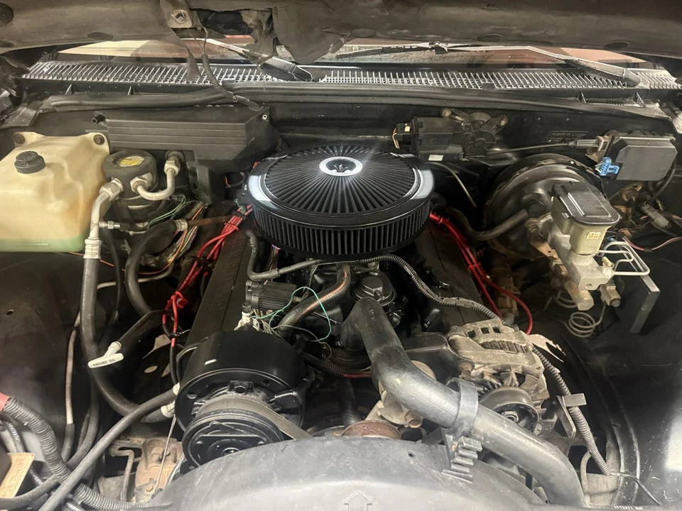 1990 Chevrolet C/K 4th Gen - Image 10 of 31