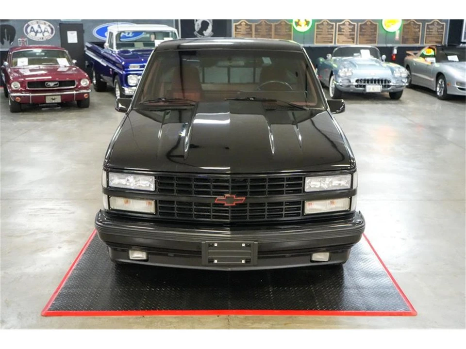 1990 Chevrolet C/K 4th Gen - Image 17 of 31