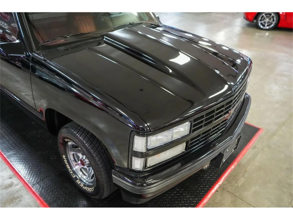 1990 Chevrolet C/K 4th Gen - Image 30 of 31