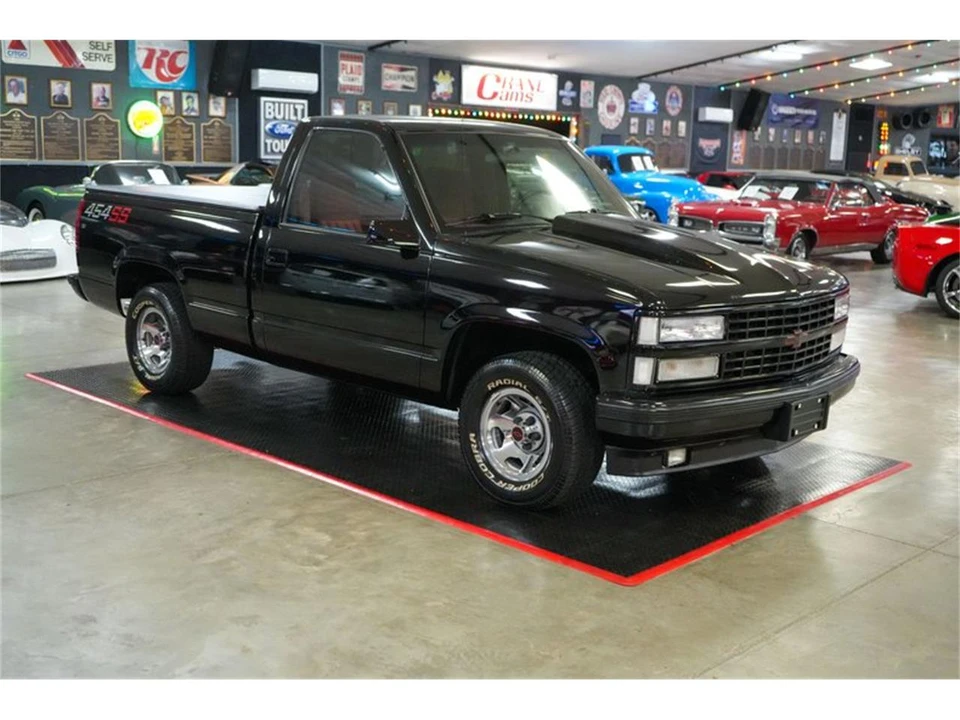 1990 Chevrolet C/K 4th Gen - Image 8 of 31