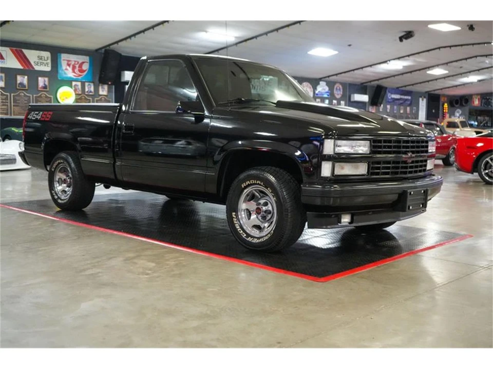1990 Chevrolet C/K 4th Gen - Image 24 of 31