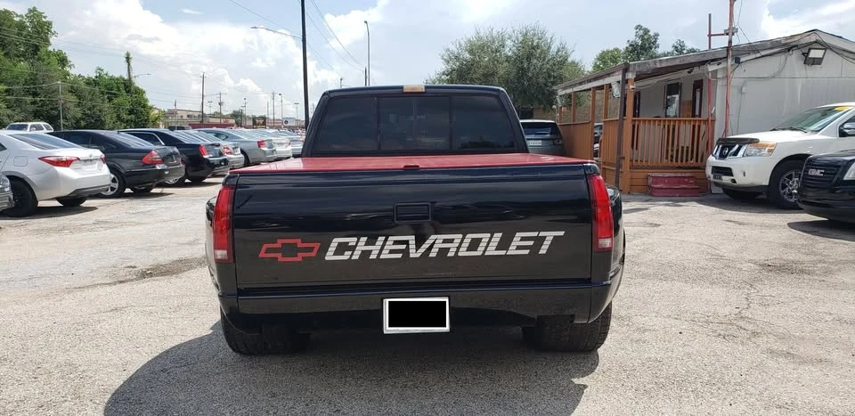 1990 Chevrolet 454 SS - Image 8 of 20