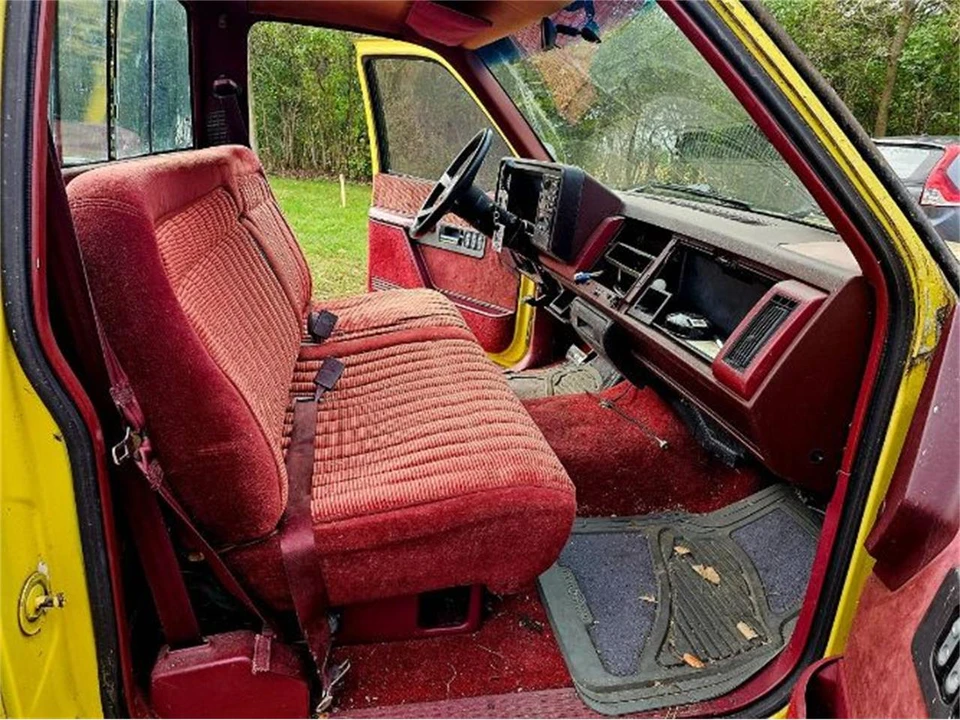 1990 Chevrolet C/K 4th Gen - Image 4 of 16