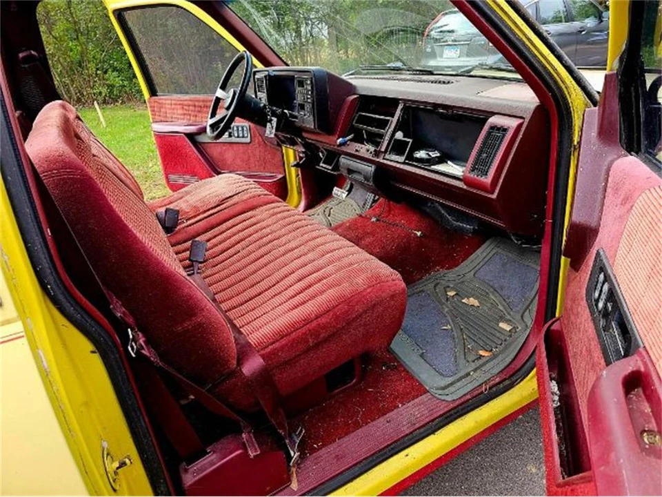 1990 Chevrolet C/K 4th Gen - Image 5 of 16