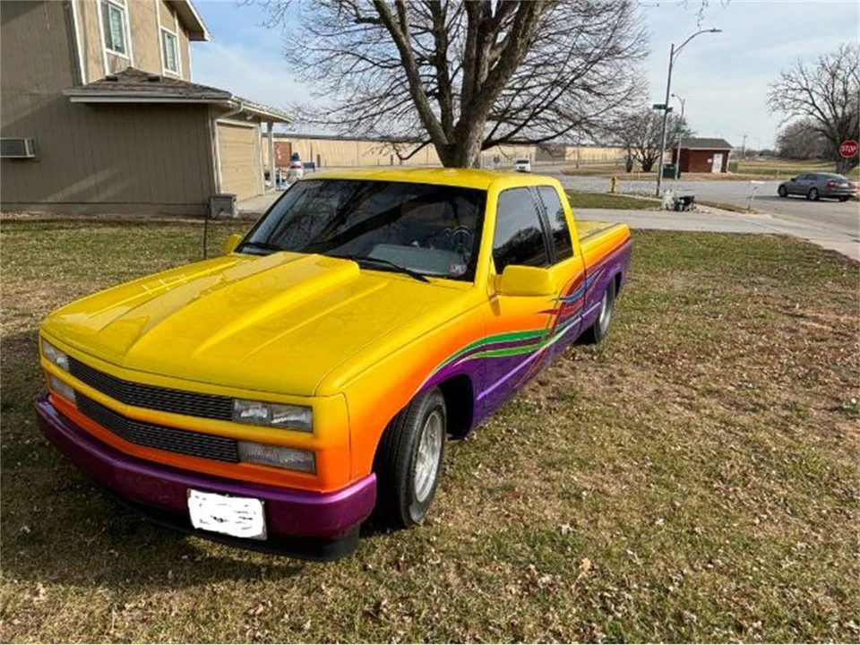 1990 Chevrolet C/K 4th Gen - Image 4 of 13